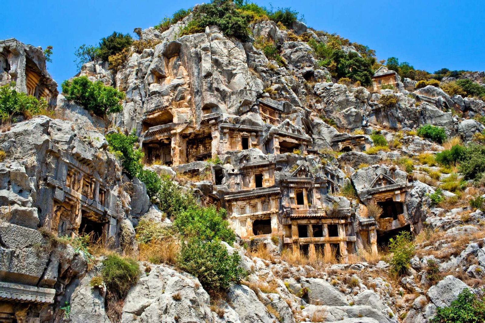 Демре Мира Кекова